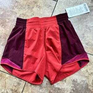 LULULEMON HOTTY HOT SHORTS!!